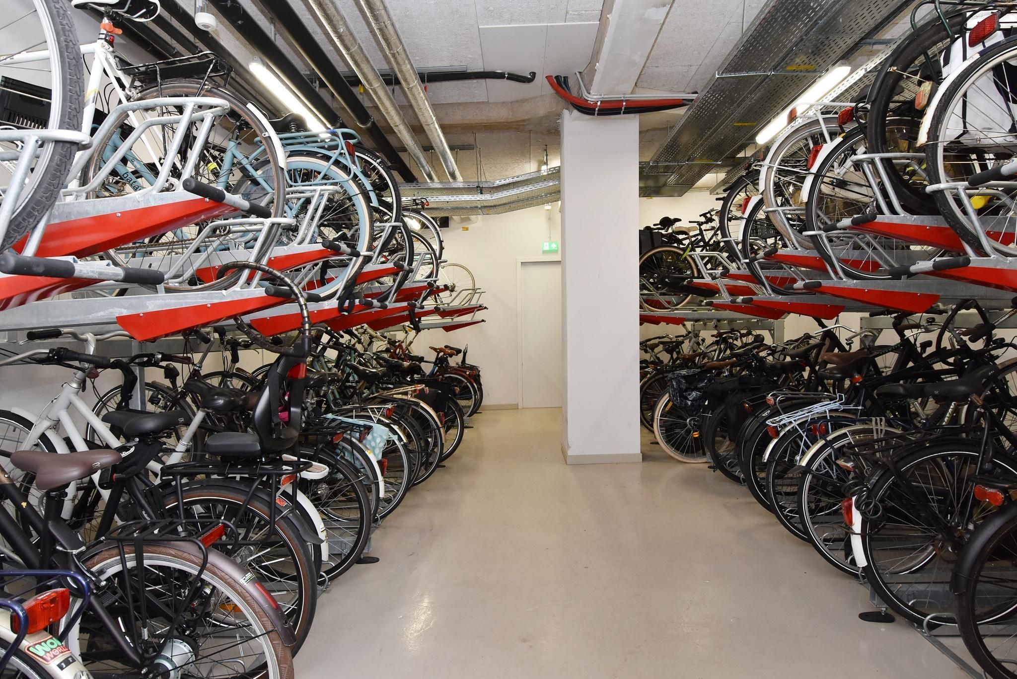 Plesmanweg 569 Photo Blur 45