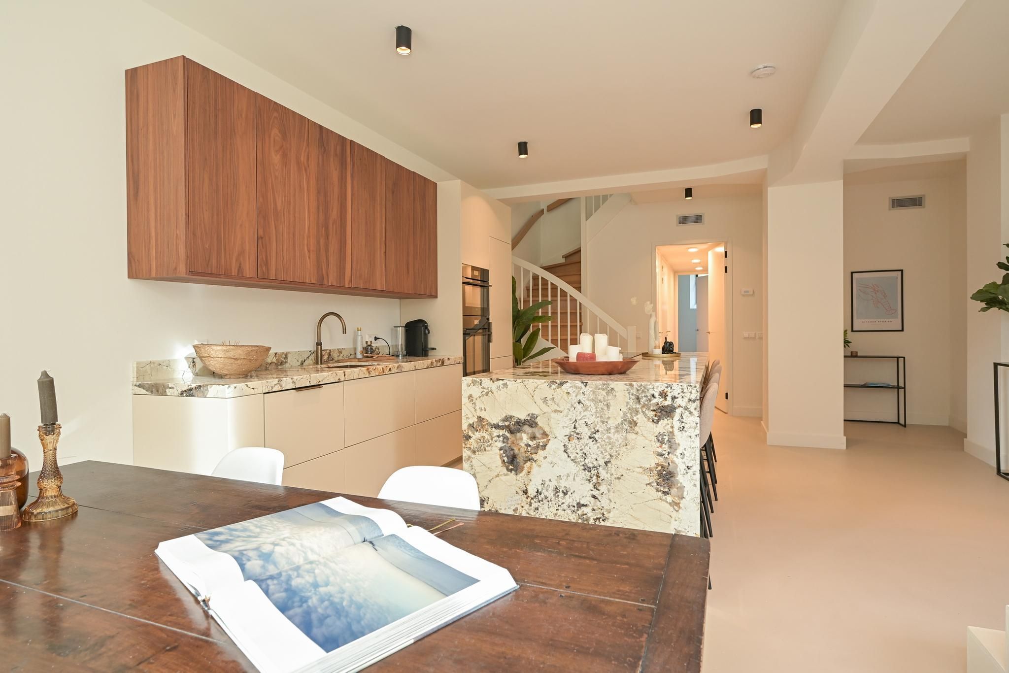 Plesmanweg 569 Photo Blur 6