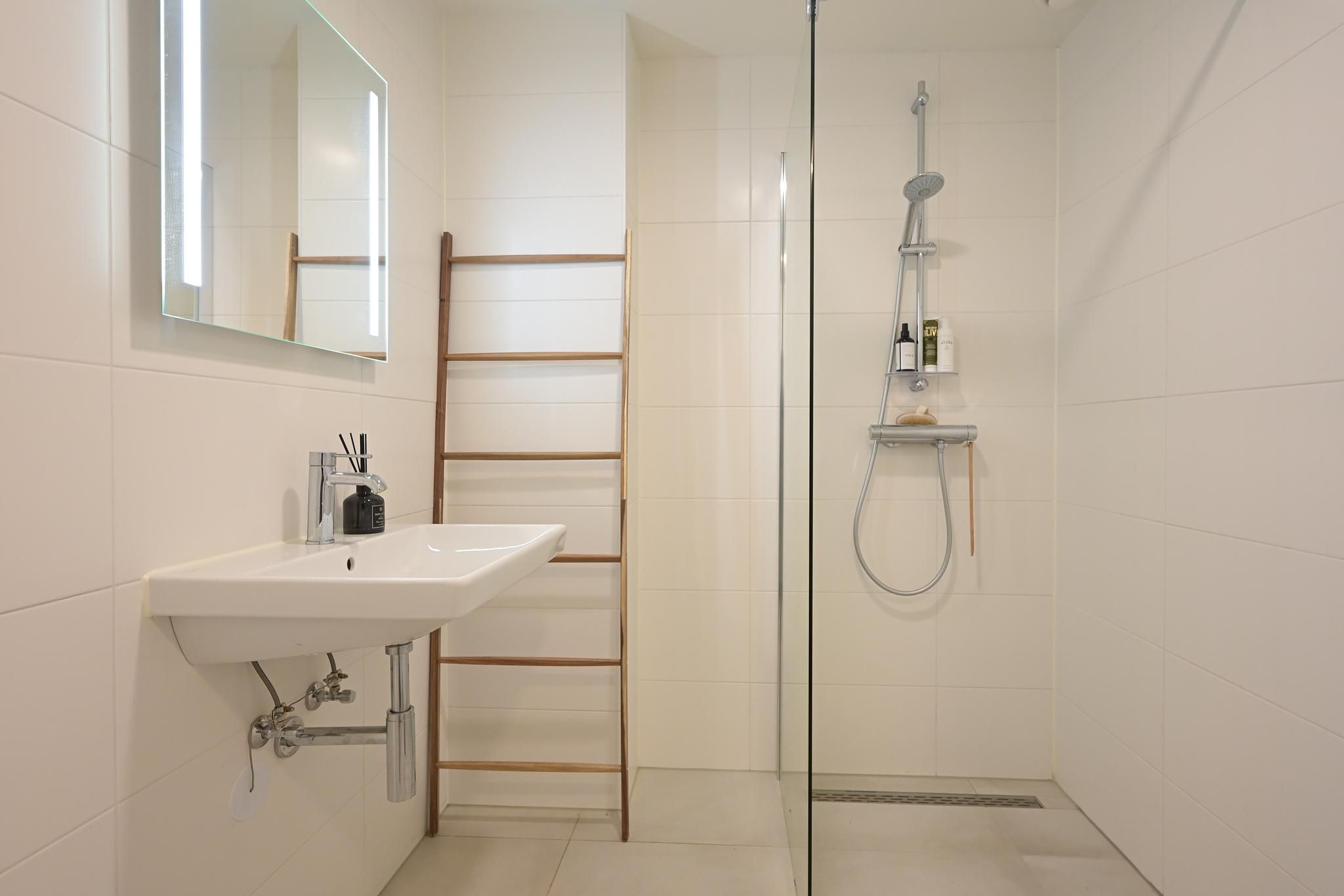 Plesmanweg 569 Photo Blur 23