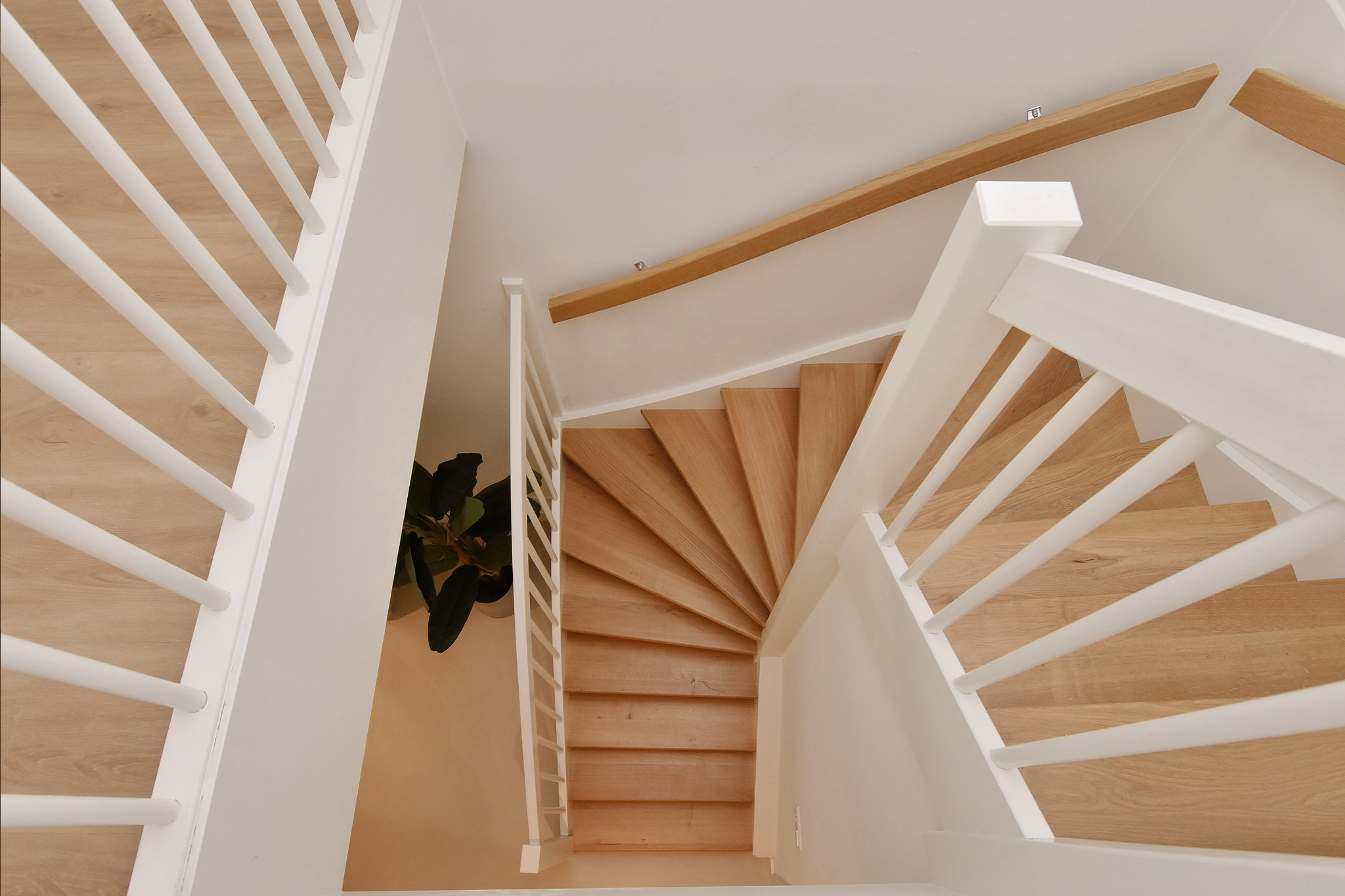 Plesmanweg 569 Photo Blur 24