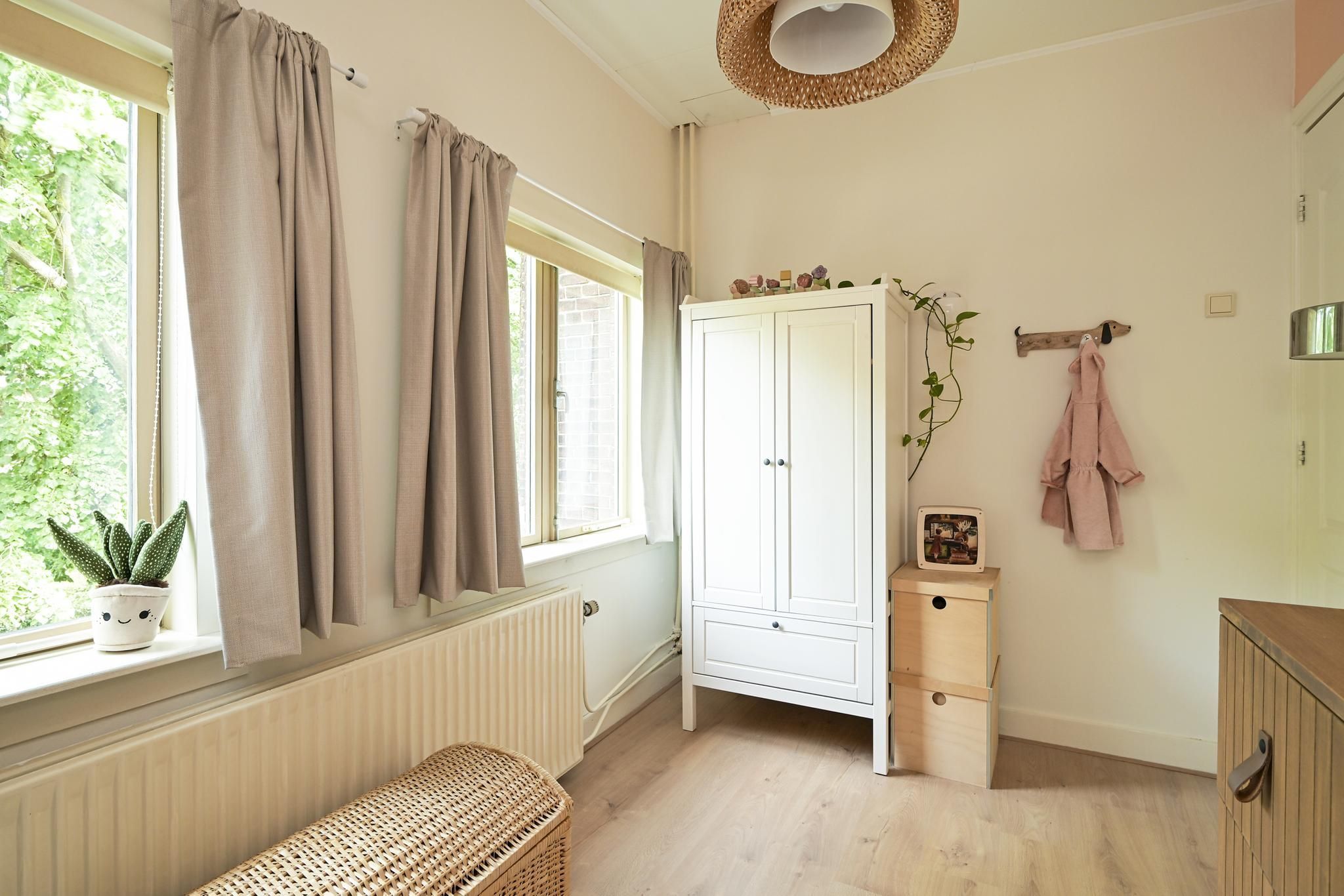 Caan van Necklaan 288 Photo Blur 26