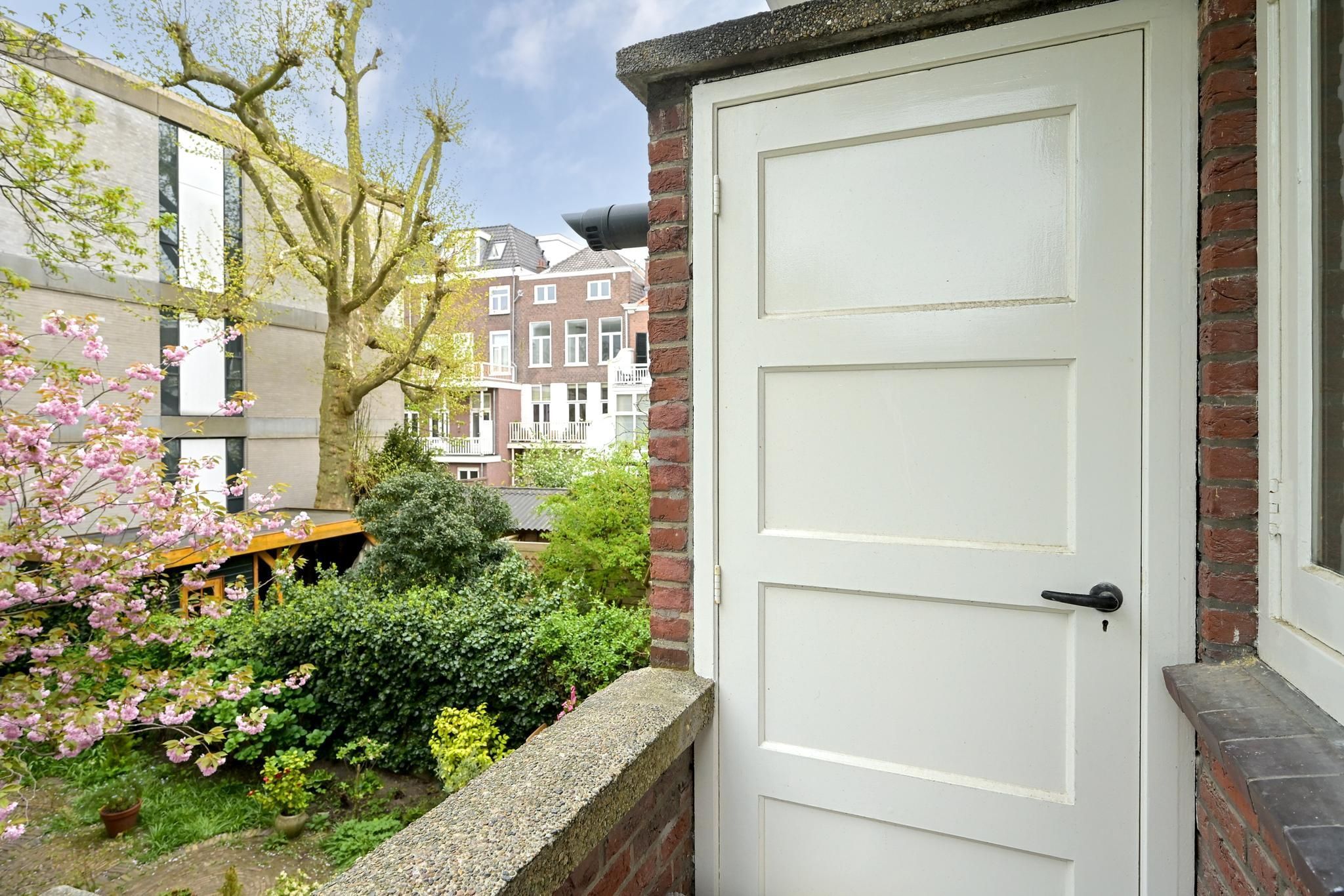 De Ruijterstraat 59-A Photo Blur 13