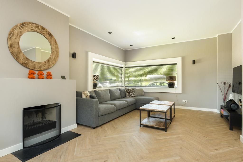 Suzannaland 5 Photo Blur 5