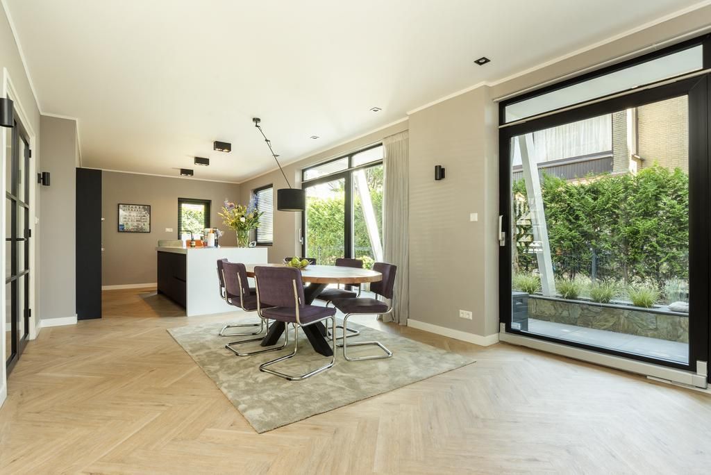 Suzannaland 5 Photo Blur 8