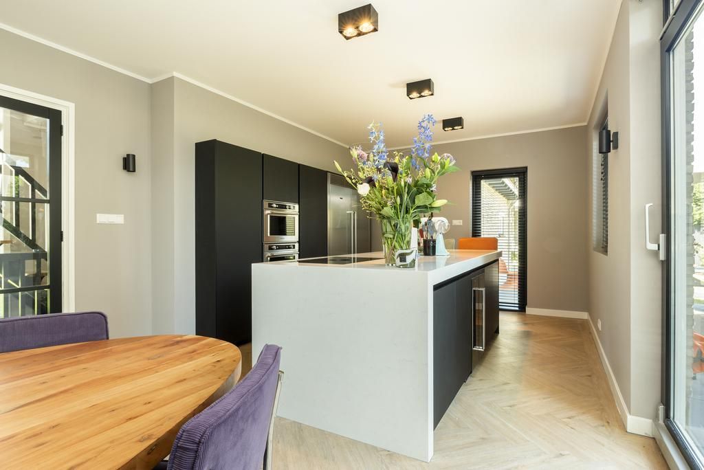 Suzannaland 5 Photo Blur 10