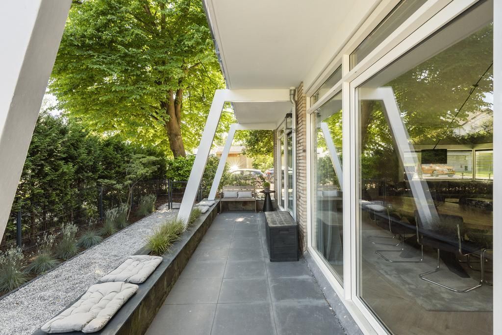 Suzannaland 5 Photo Blur 17