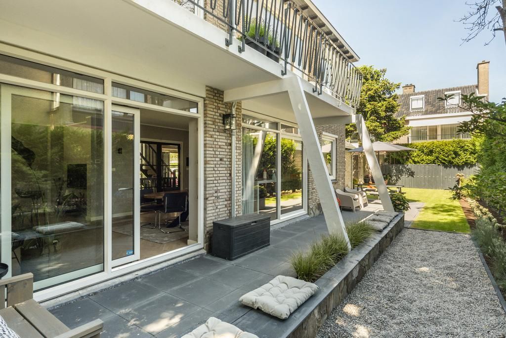 Suzannaland 5 Photo Blur 19