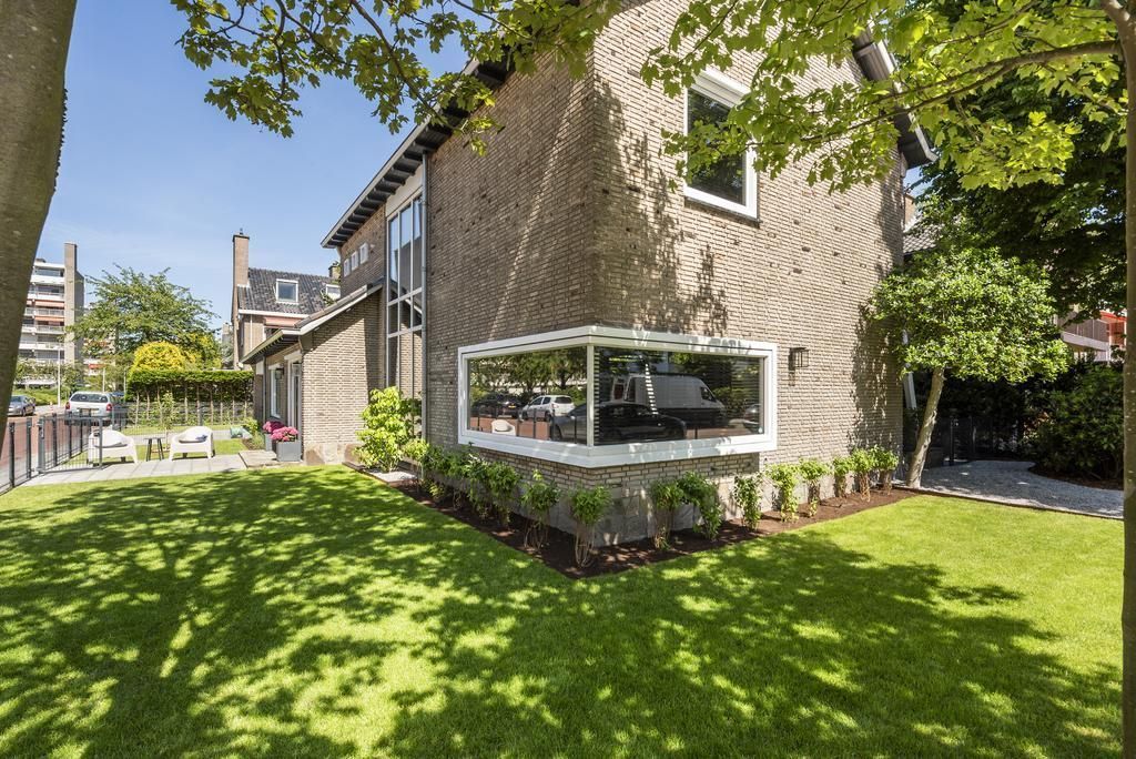 Suzannaland 5 Photo Blur 23