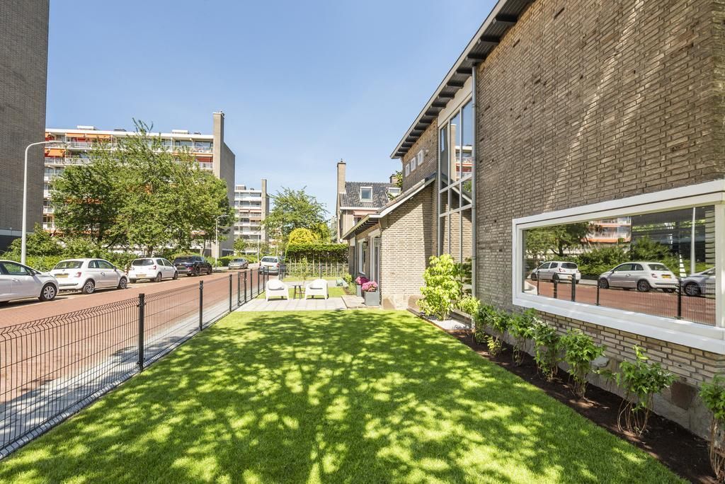 Suzannaland 5 Photo Blur 25