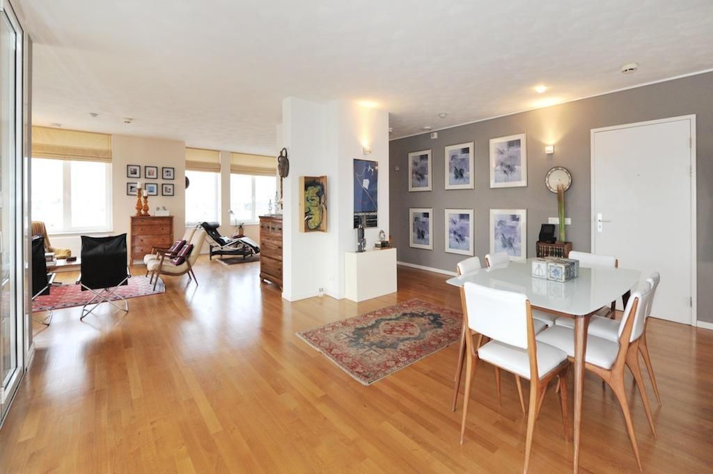 Burgemeester De Monchyplein 305 Photo Blur 5