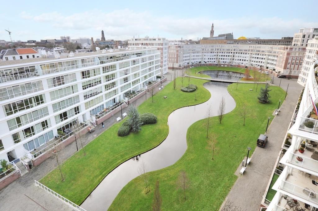 Burgemeester De Monchyplein 305 Photo Blur 25