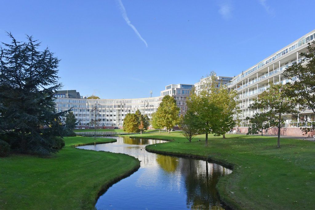 Burgemeester De Monchyplein 276 Photo Blur 13