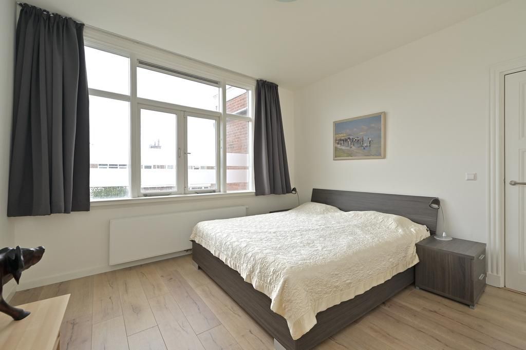 Van Weede van Dijkveldstraat 56 Photo Blur 40