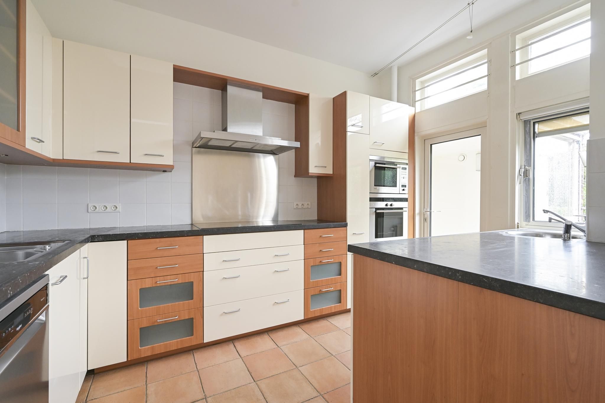 Van Alkemadelaan 98 Photo Blur 11