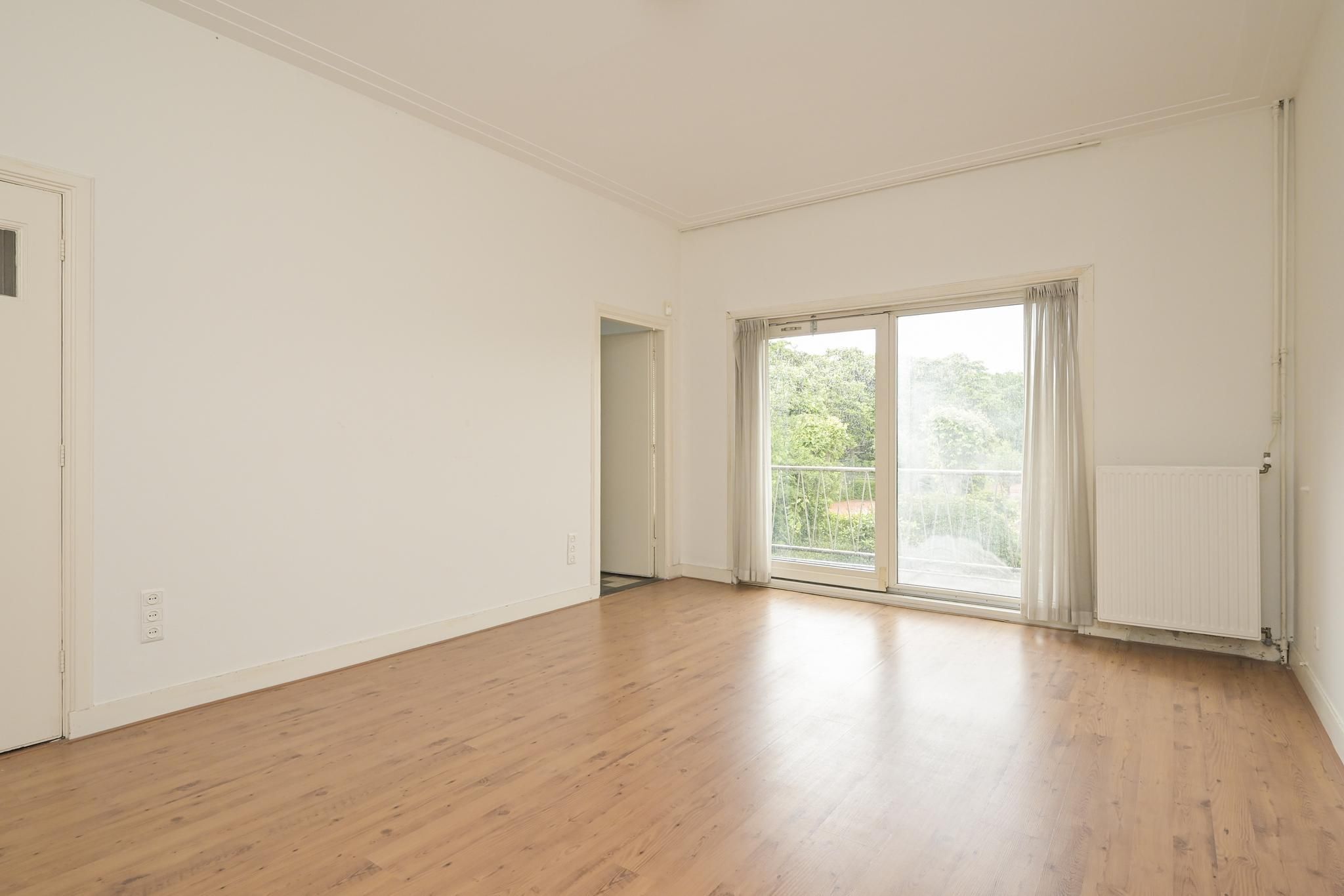 Van Alkemadelaan 98 Photo Blur 24