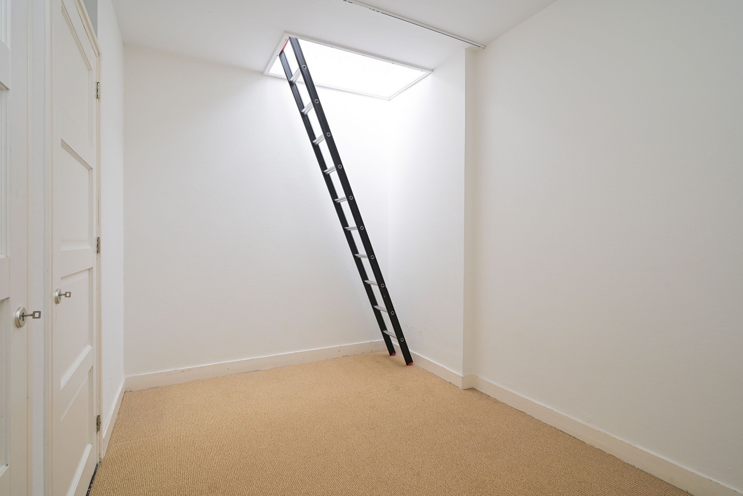 Van Alkemadelaan 98 Photo Blur 42