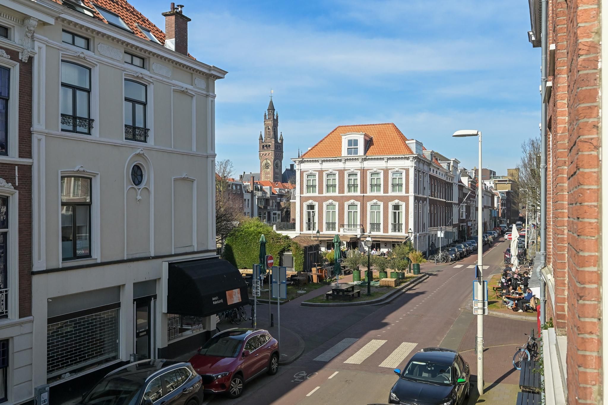 Anna Paulownastraat 51-A Photo Blur 9