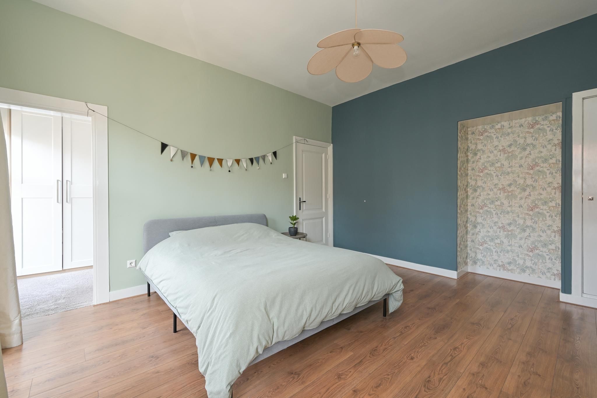 Anna Paulownastraat 51-A Photo Blur 19