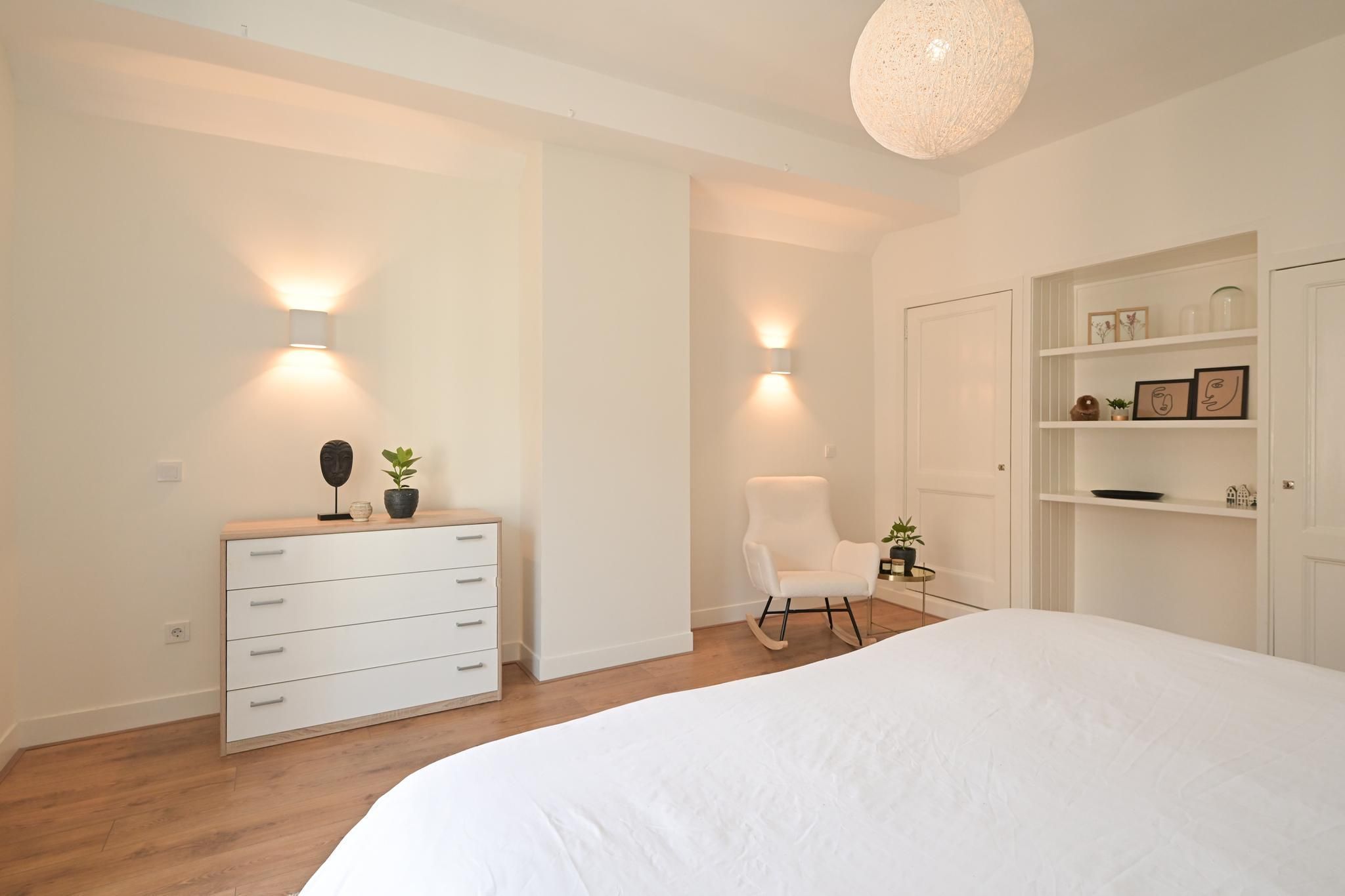 Anna Paulownastraat 51-A Photo Blur 22