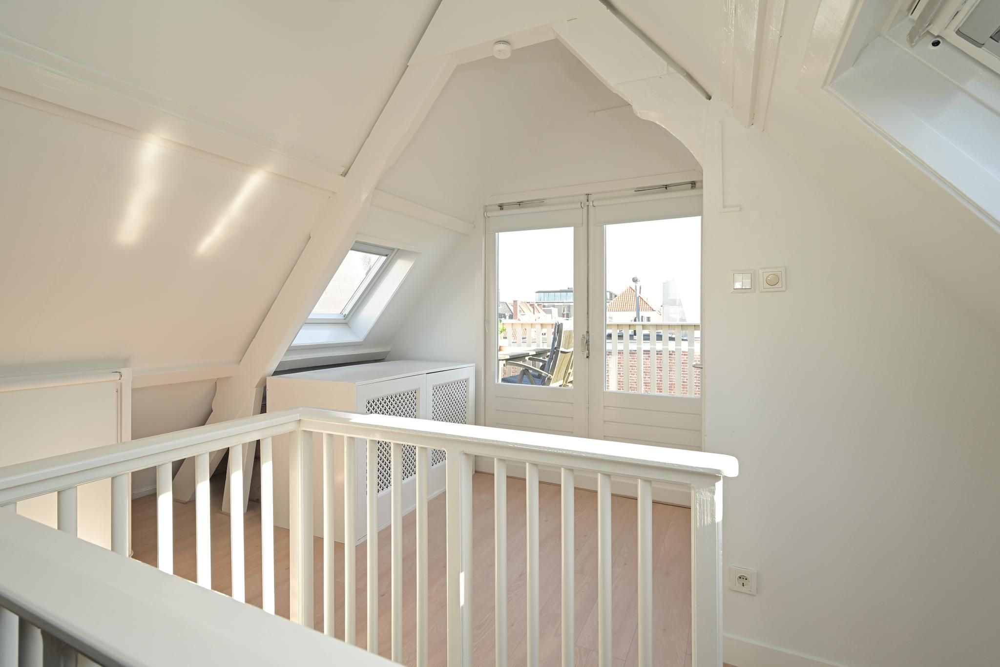 Anna Paulownastraat 51-A Photo Blur 28