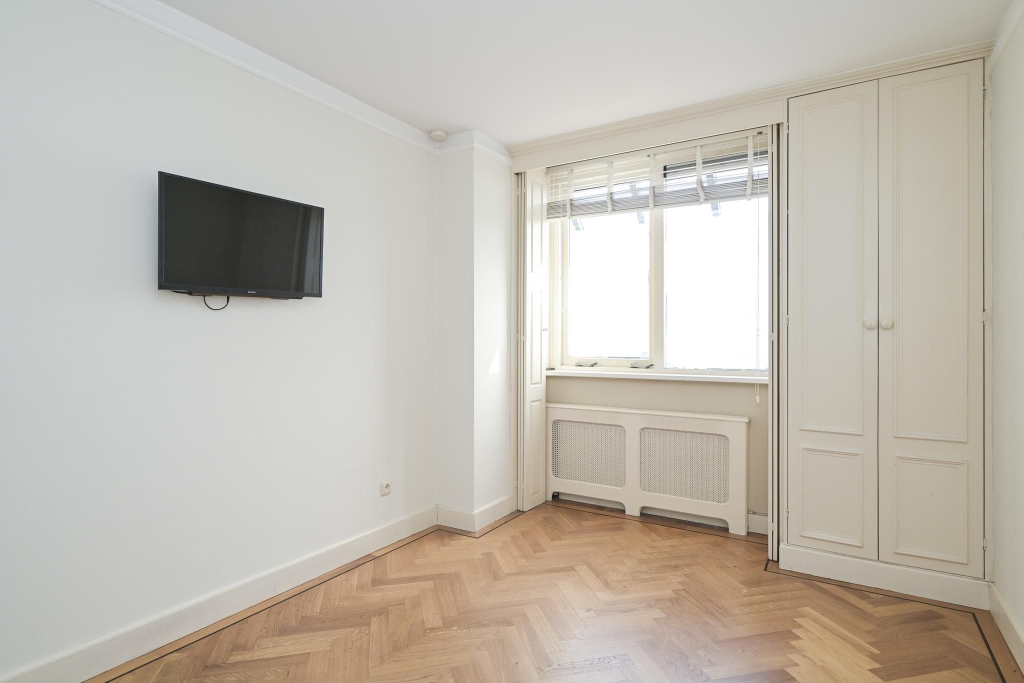 Willemstraat 64-F Photo Blur 13