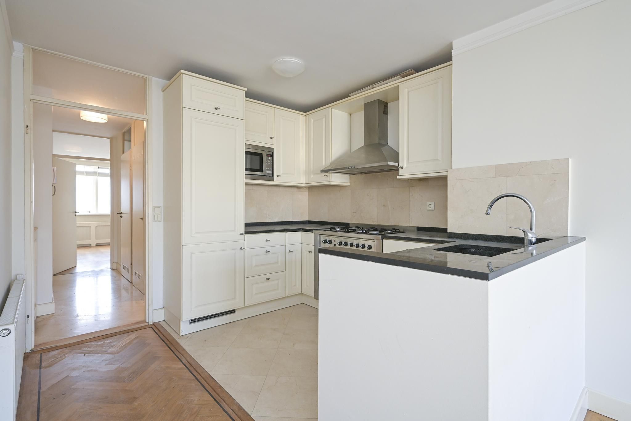 Willemstraat 64-F Photo Blur 6