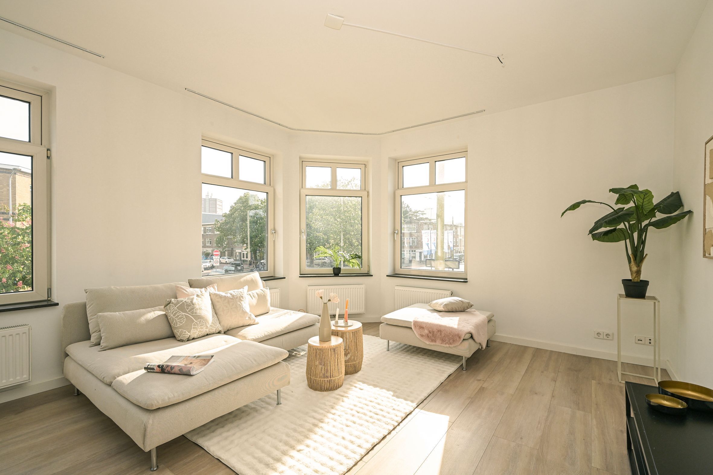 Stuyvesantplein 28 Photo Blur 4