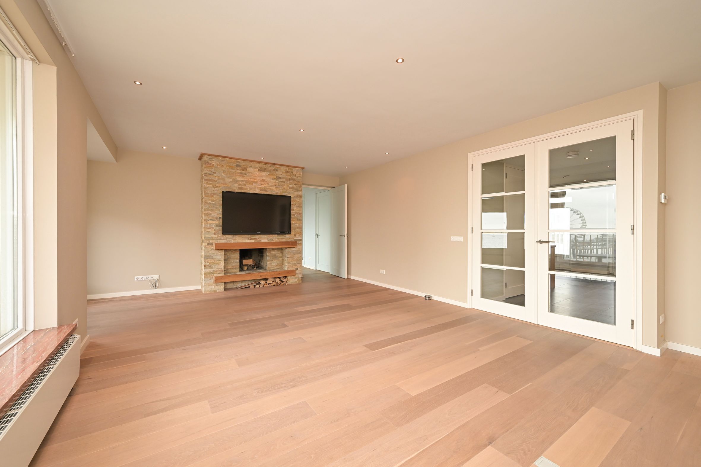 Zeekant 102-C Photo Blur 5