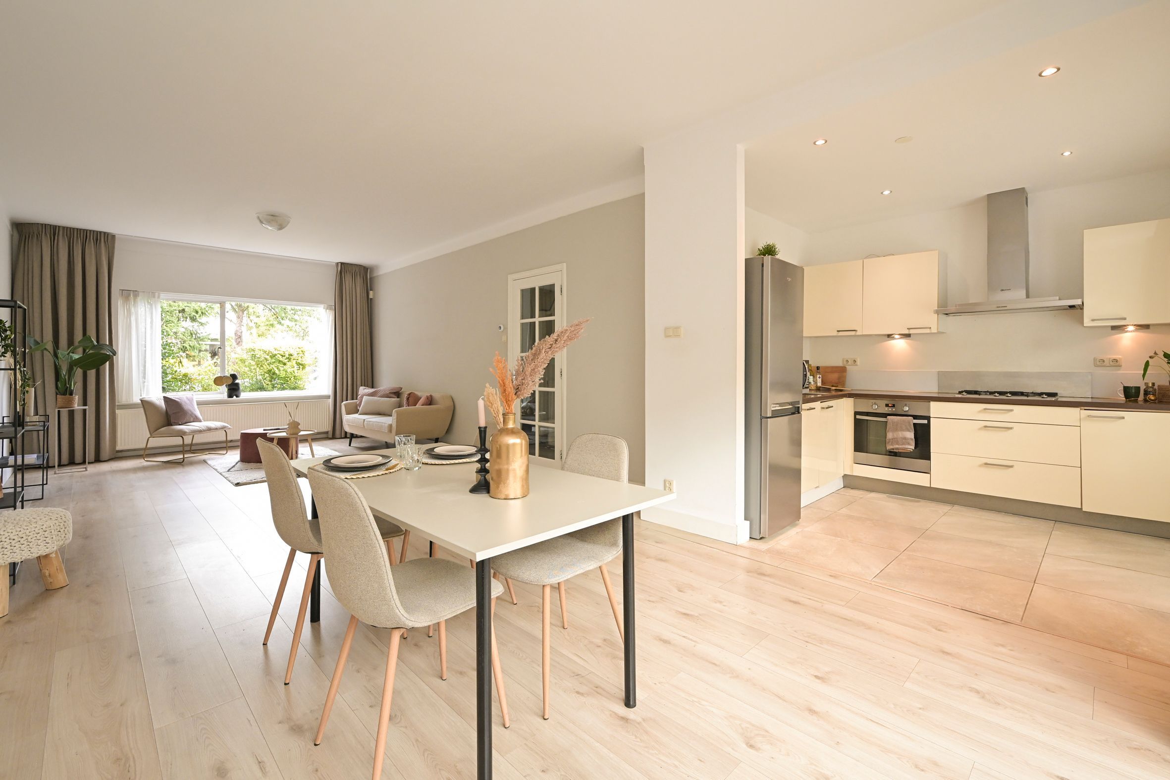 Paulinastraat 27 Photo Blur 5