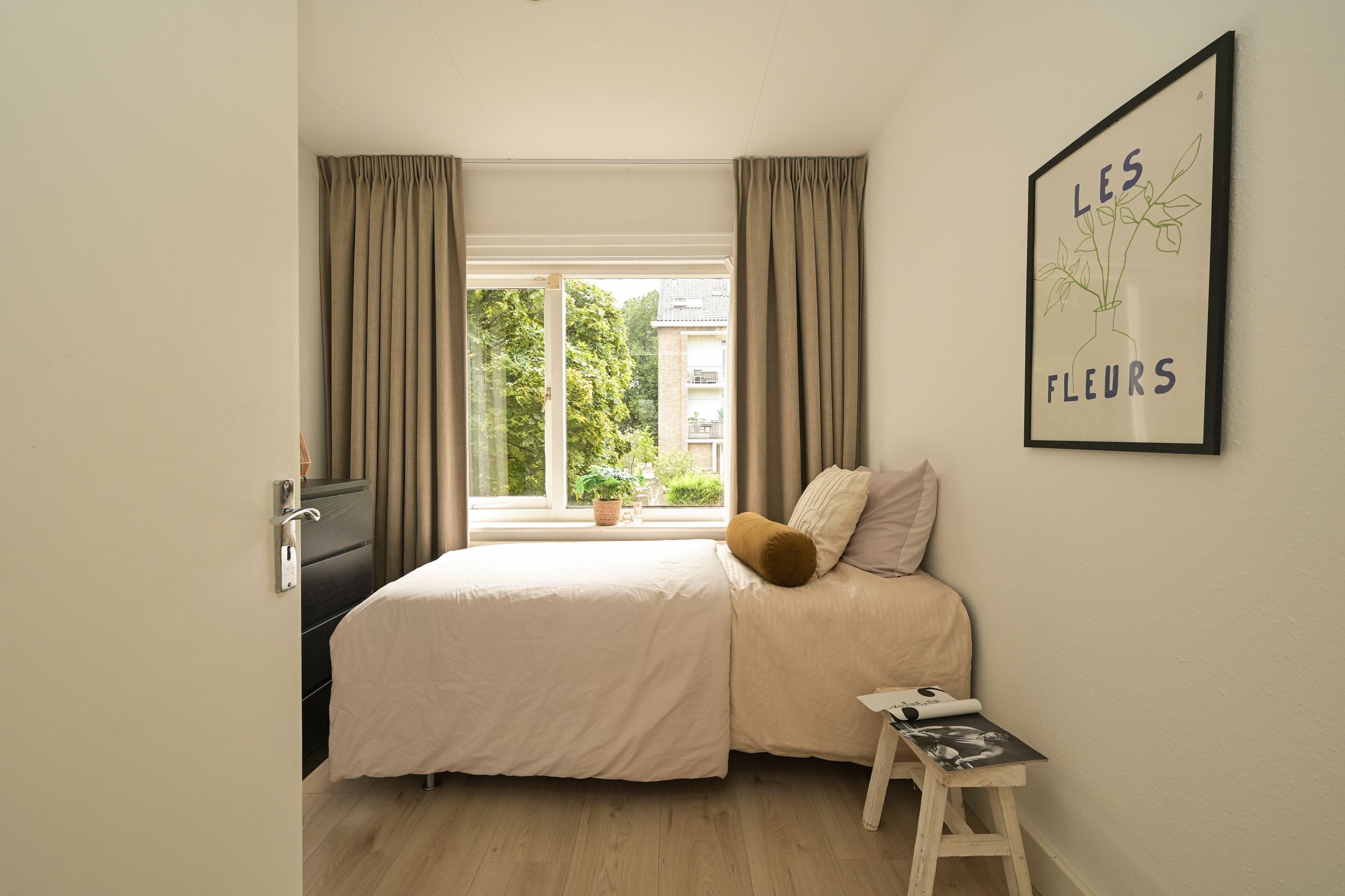 Paulinastraat 27 Photo Blur 18