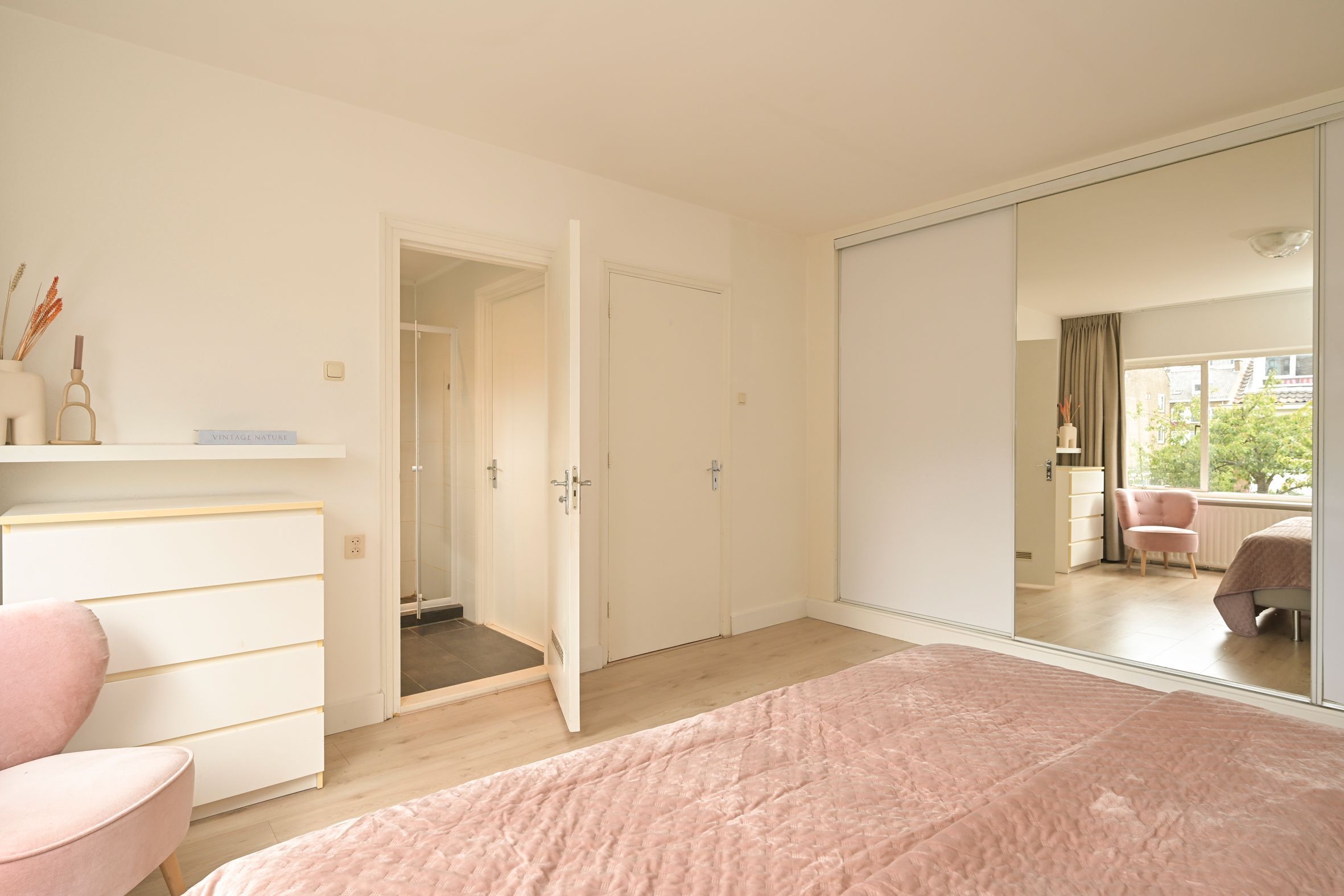 Paulinastraat 27 Photo Blur 20