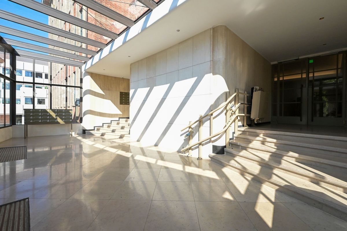 Plesmanweg 455 Photo 2