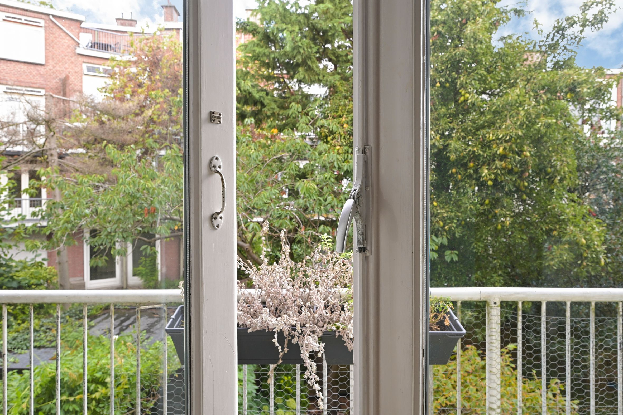 Weissenbruchstraat 306 Photo Blur 13