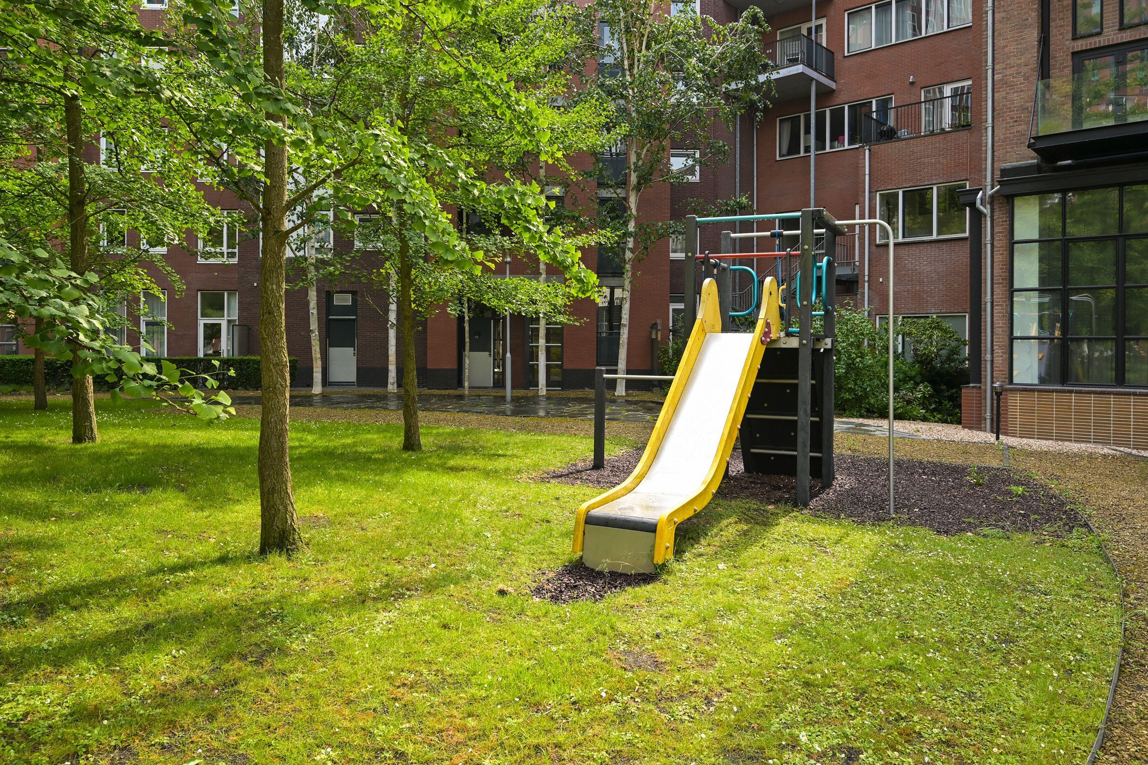 Muzenstraat 100 Photo Blur 21