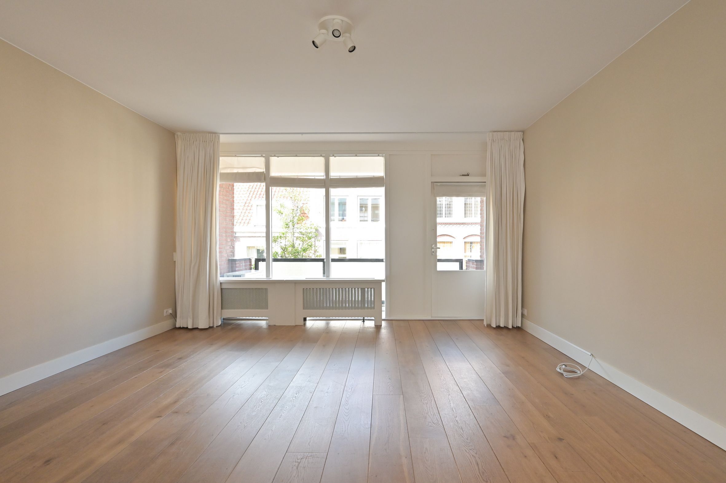 Frederikstraat 533 Photo Blur 9