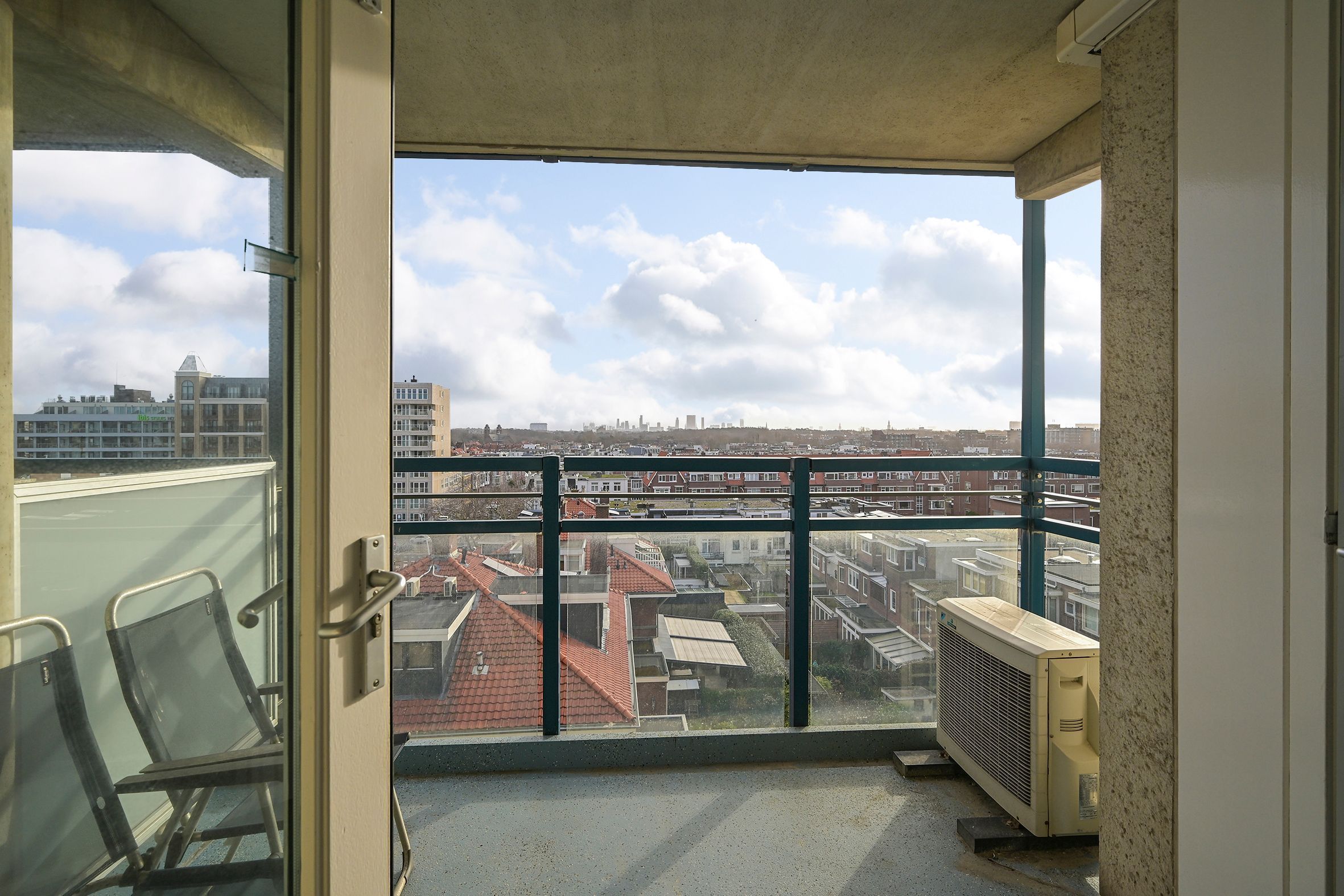 Scheveningseslag 87 Photo Blur 28