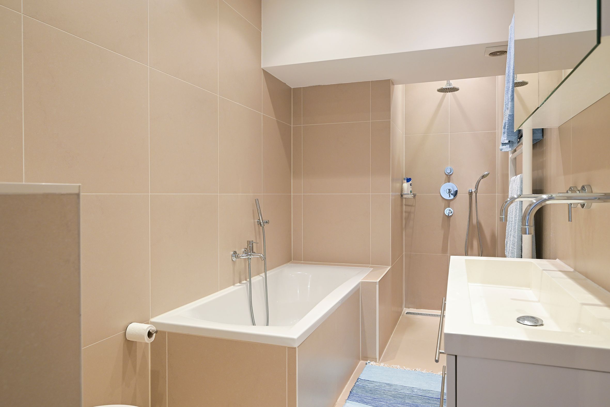 Van Alkemadelaan 646 Photo Blur 32