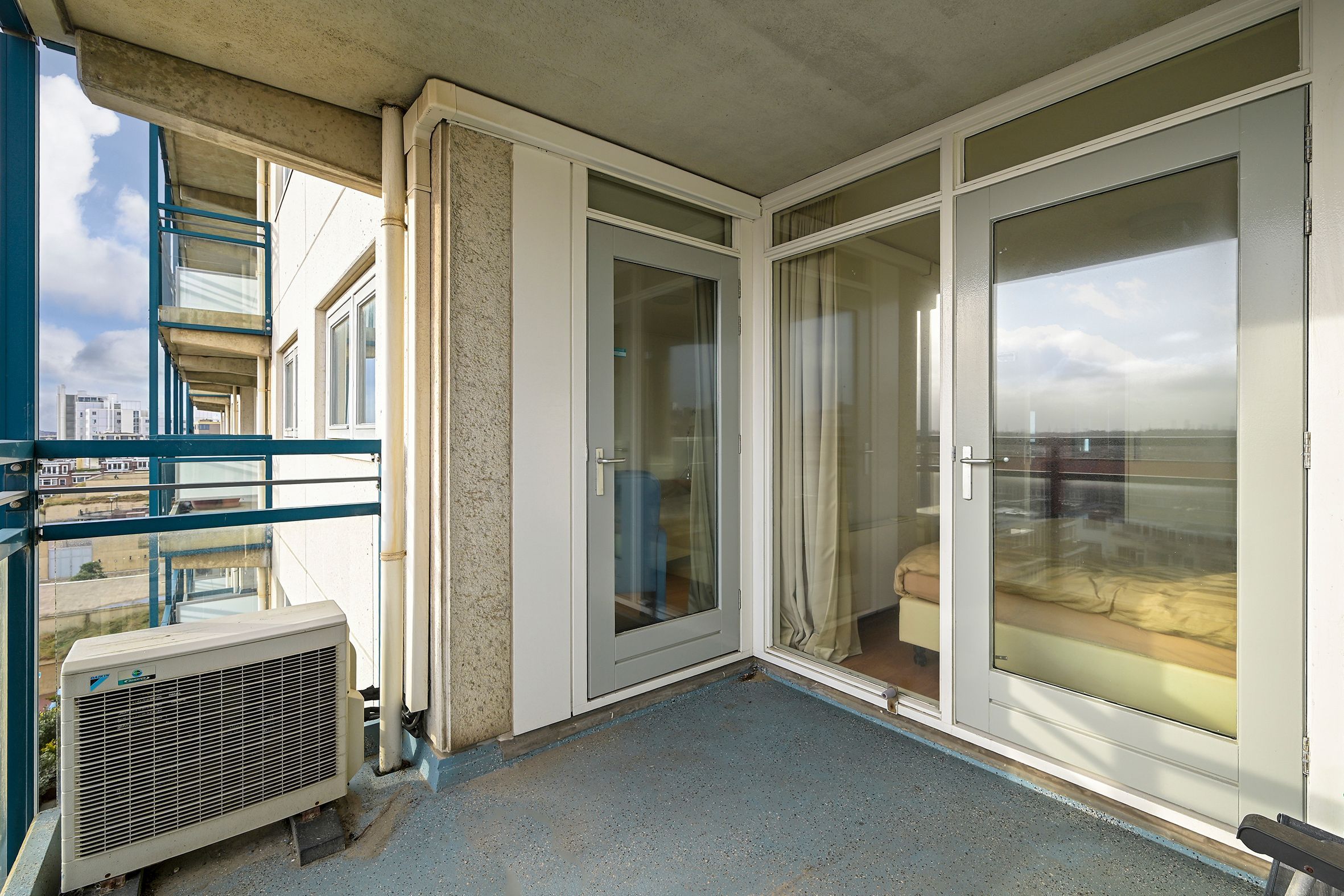 Scheveningseslag 87 Photo Blur 30