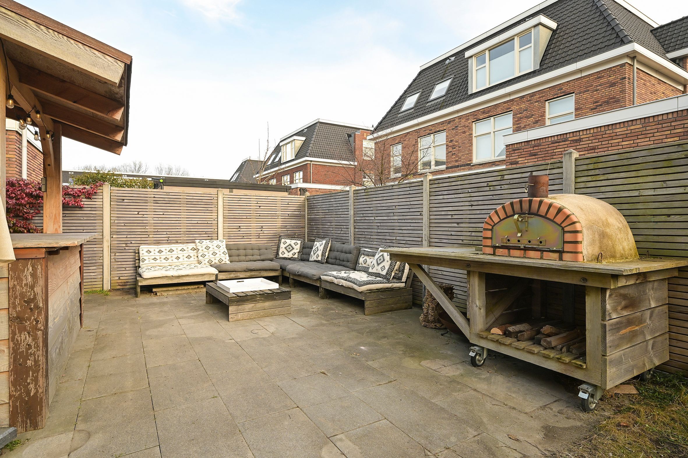 George Seferislaan 5 Photo Blur 12