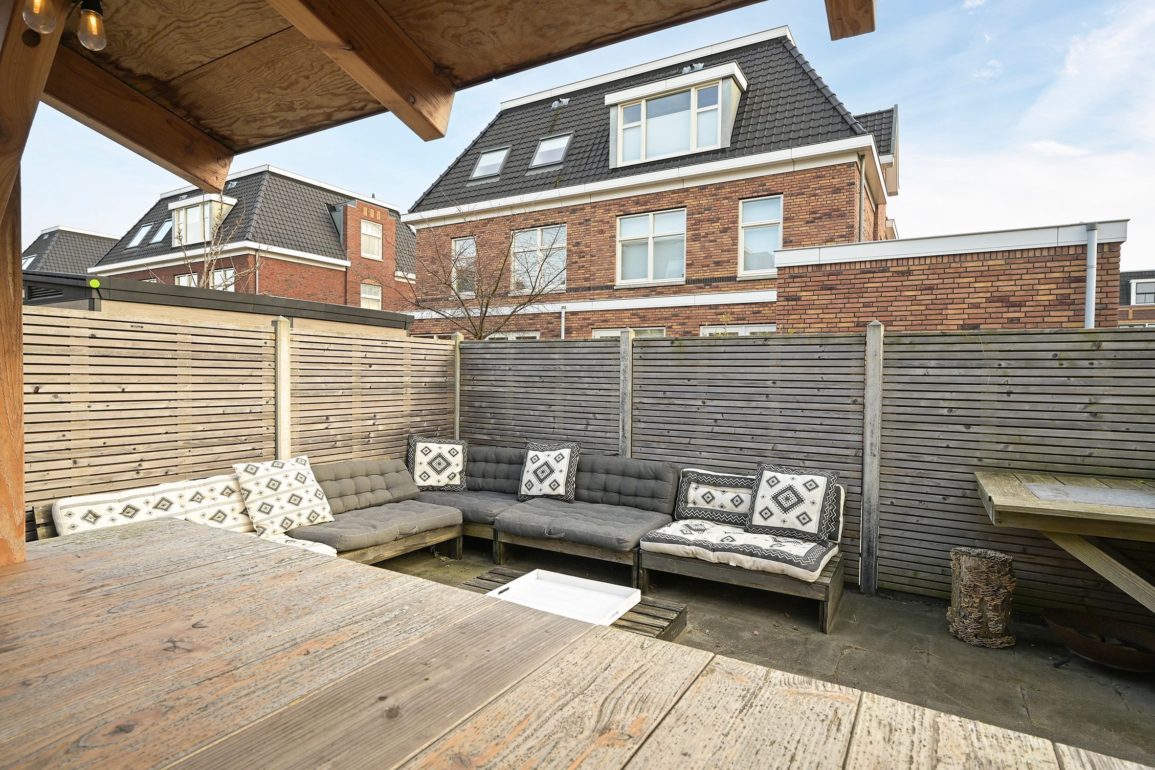 George Seferislaan 5 Photo Blur 13