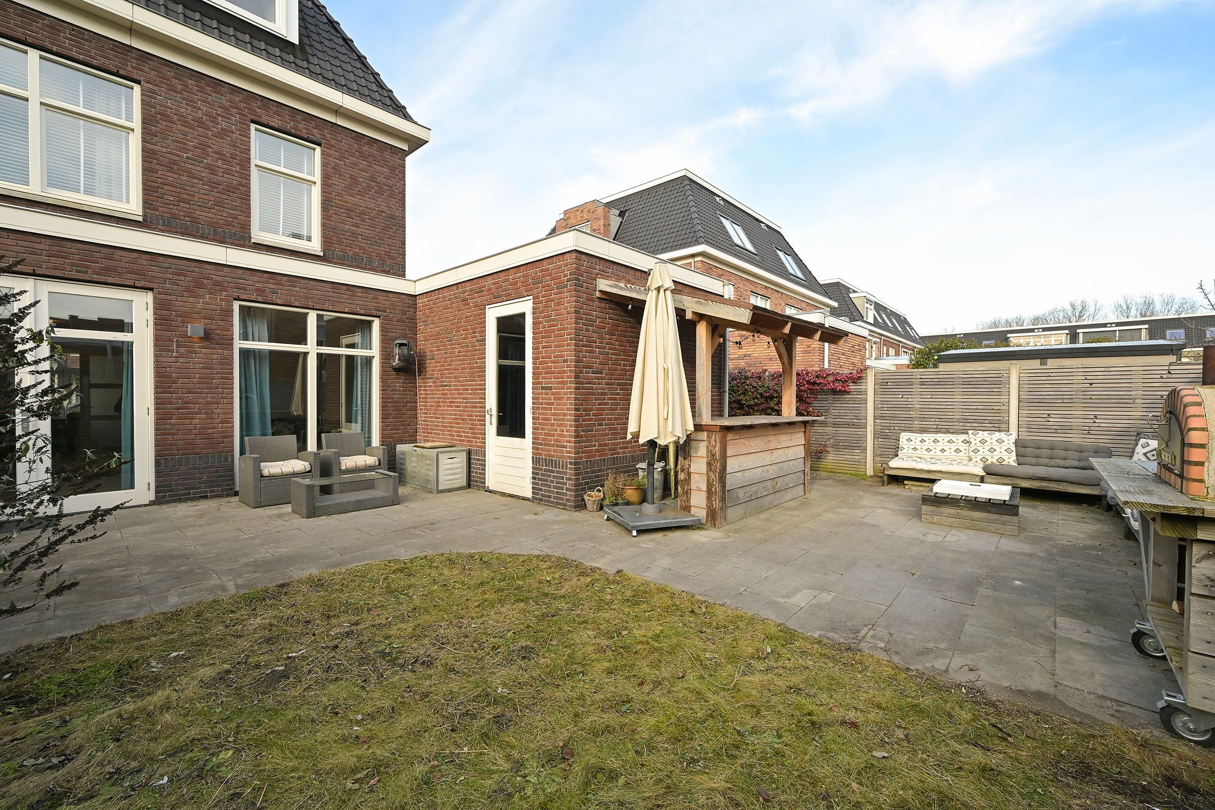 George Seferislaan 5 Photo Blur 16