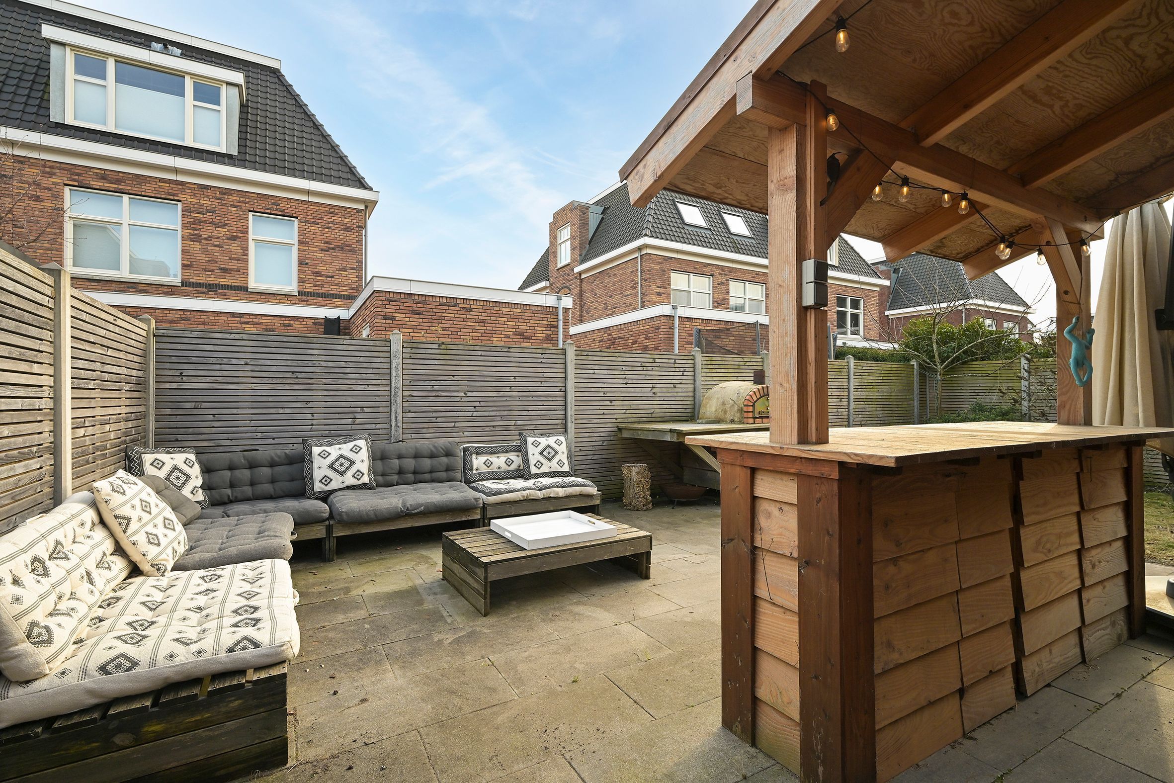 George Seferislaan 5 Photo Blur 14