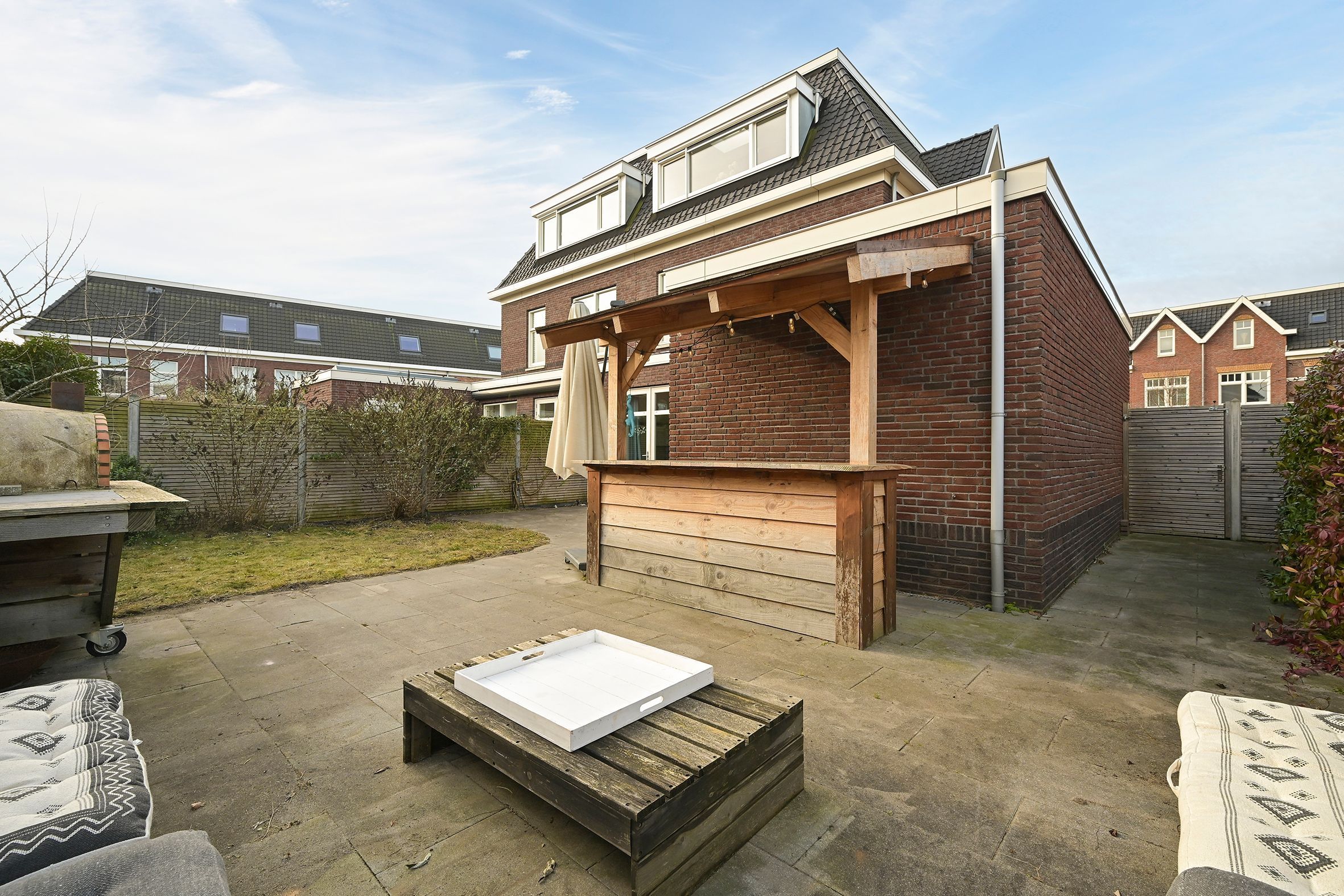 George Seferislaan 5 Photo Blur 15