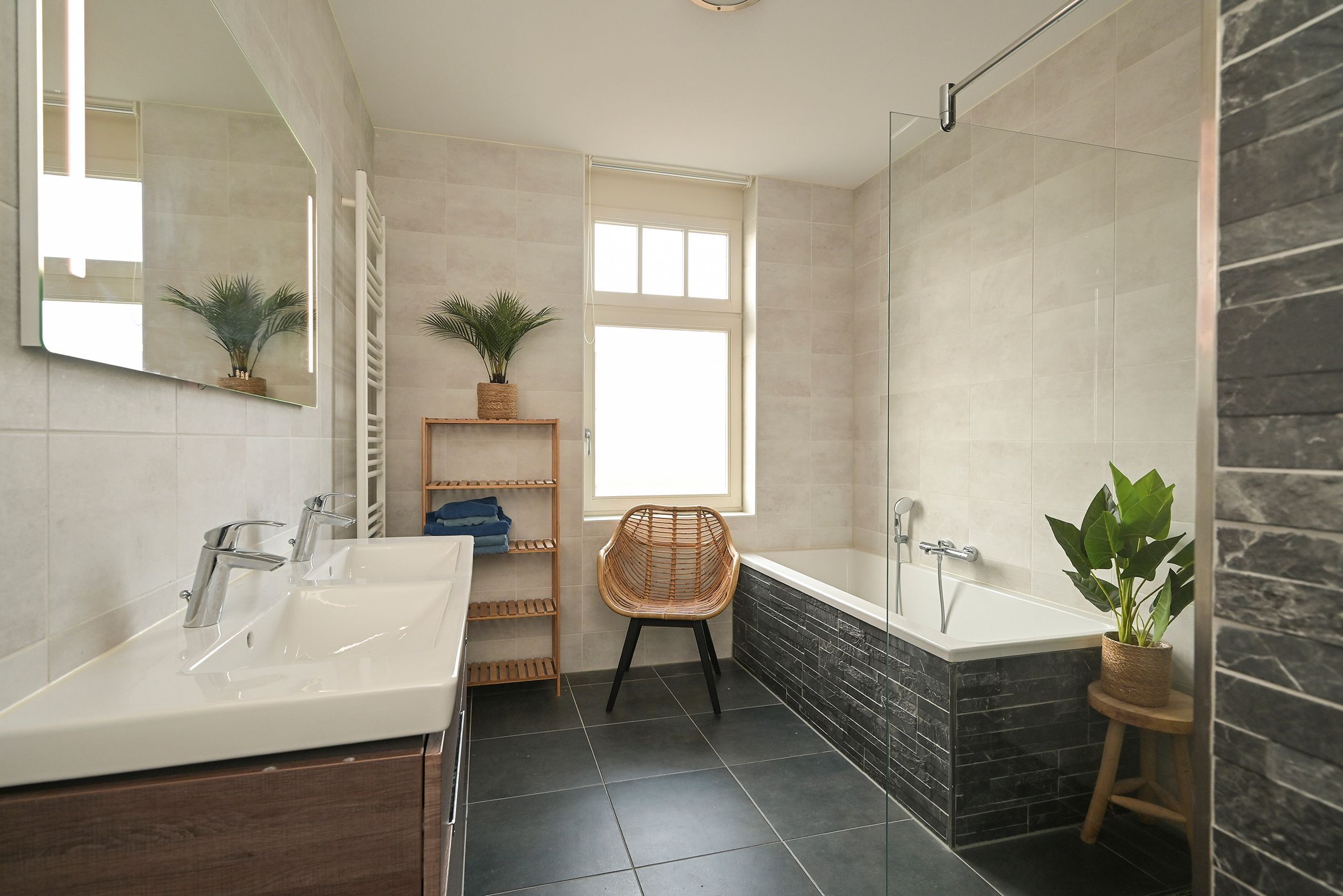 George Seferislaan 5 Photo Blur 23