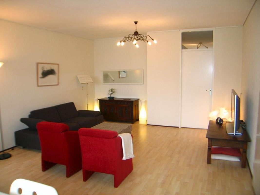 Burgemeester De Monchyplein 168 Photo 2