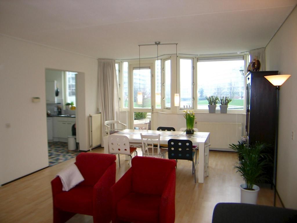 Burgemeester De Monchyplein 168 Photo Blur 11