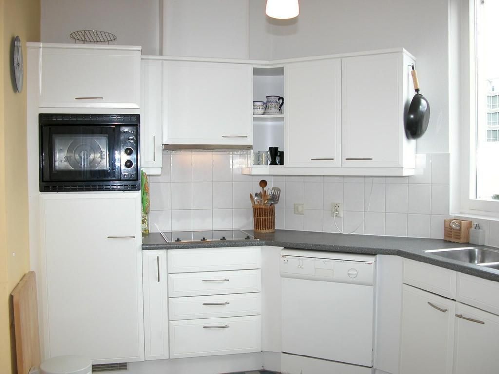 Burgemeester De Monchyplein 168 Photo Blur 15