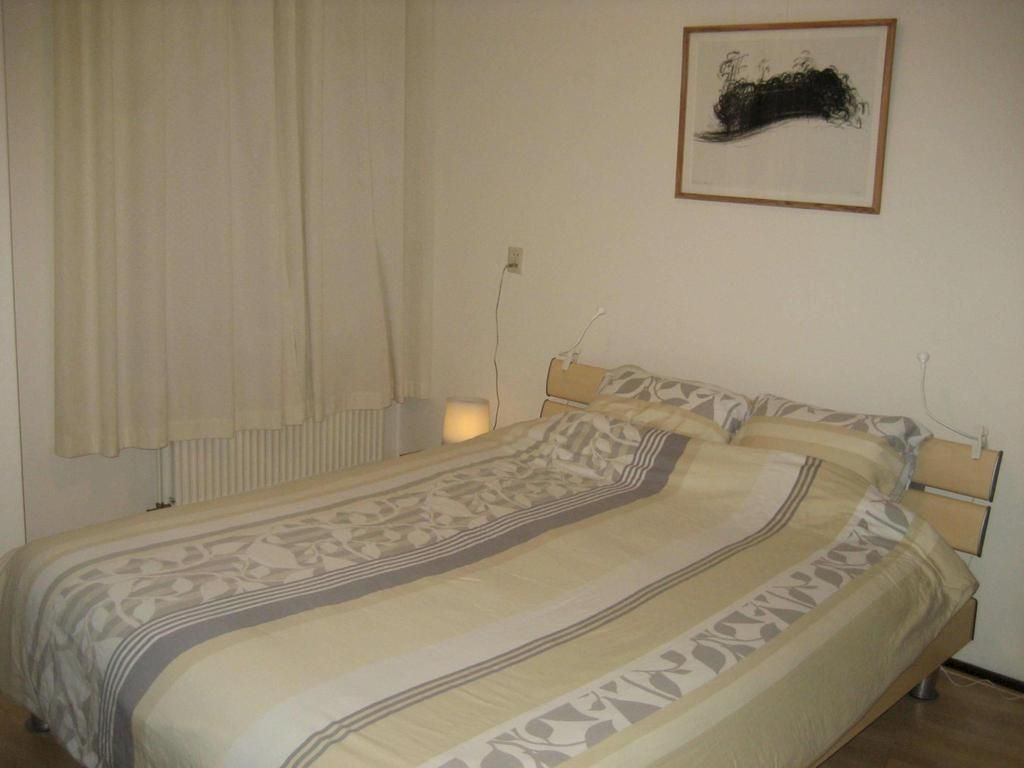 Burgemeester De Monchyplein 168 Photo Blur 19