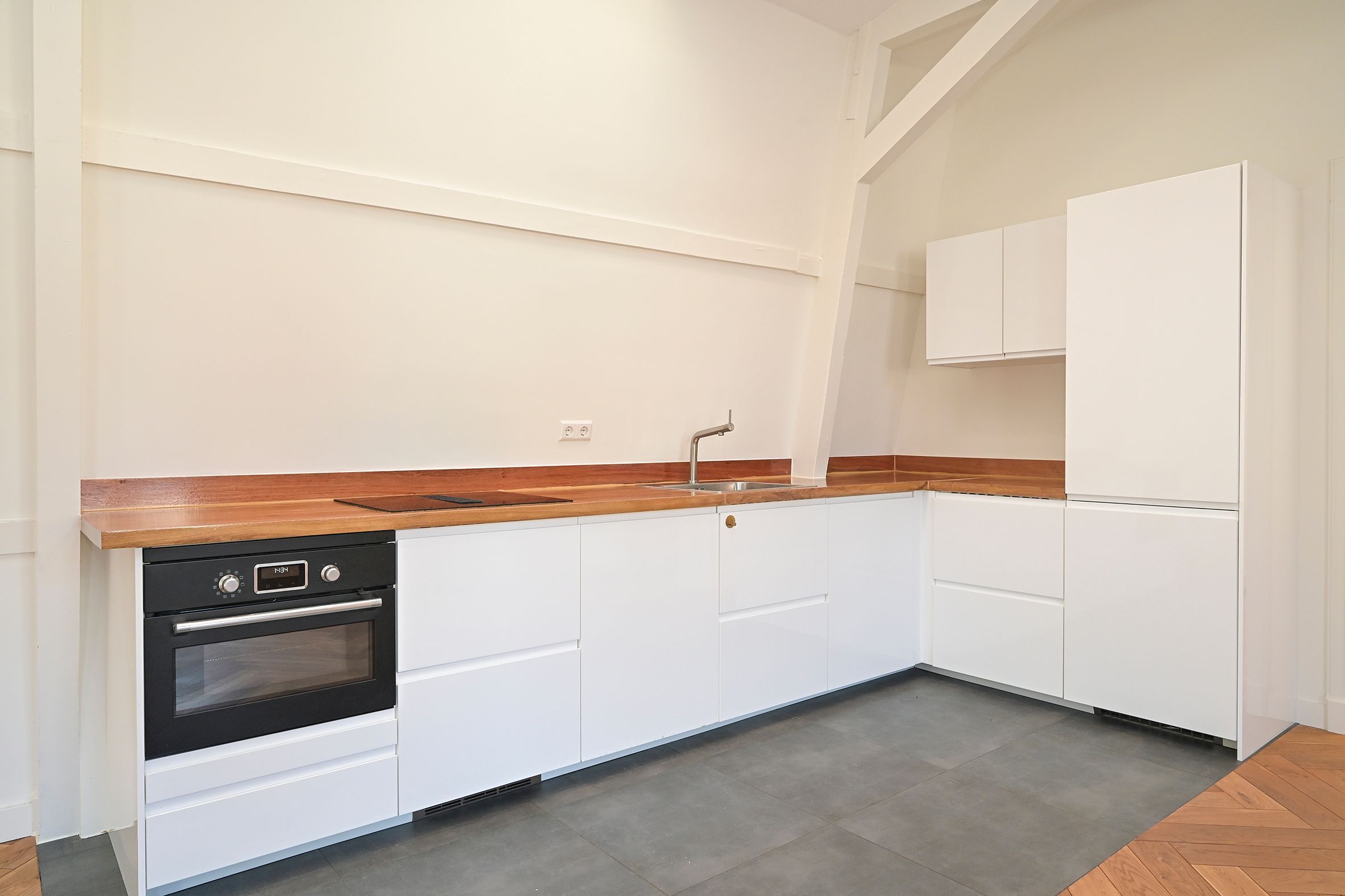 Noordeinde 64-A 6 Photo Blur 7