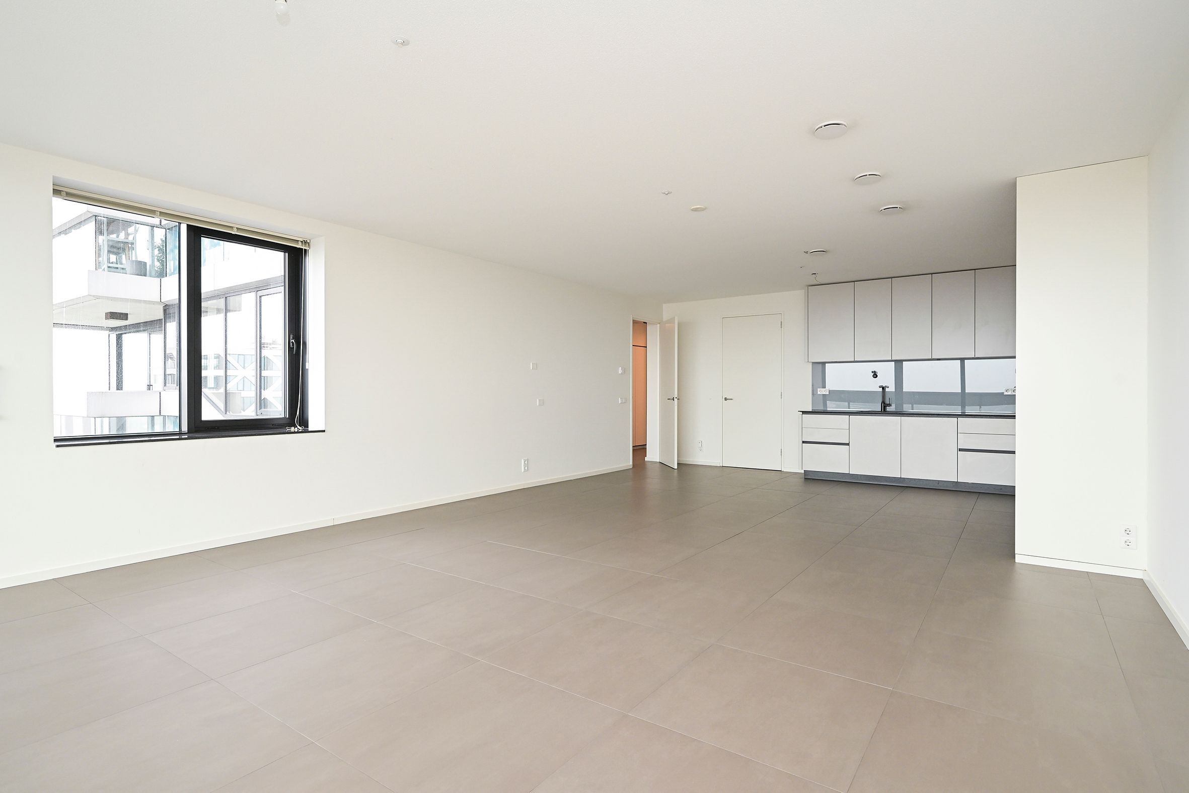 Anna van Buerenplein 214 Photo Blur 4